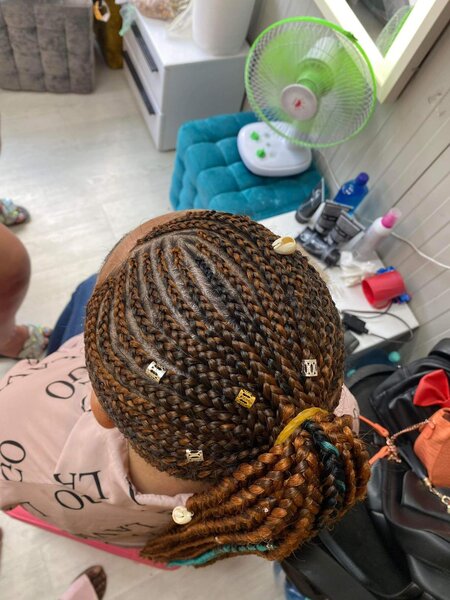 Riame Afro HairStyle - Salon extensii codite afro